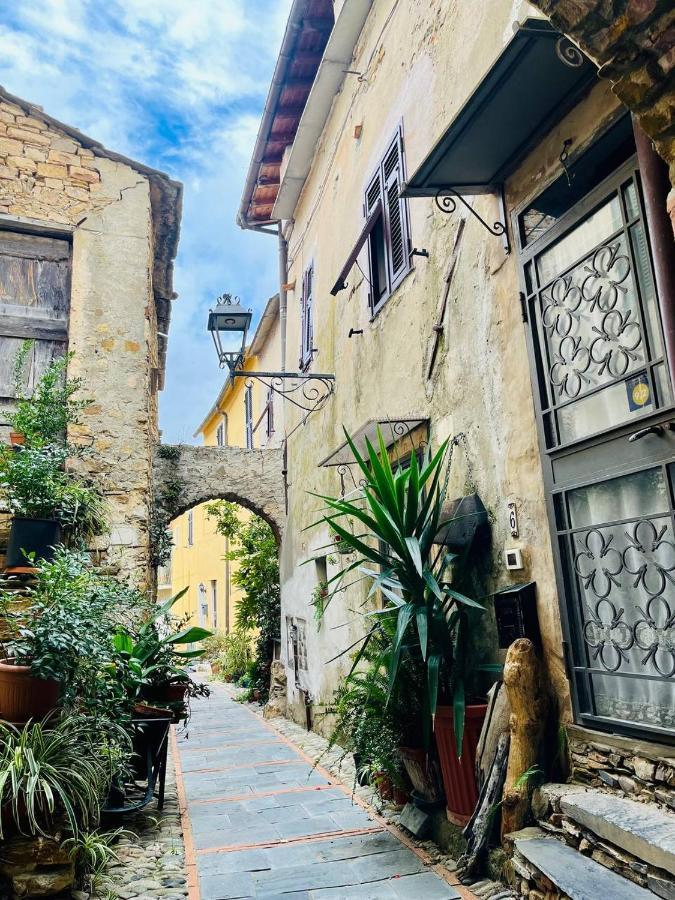 Ca' De Raffe' Apartment Lingueglietta Exterior foto